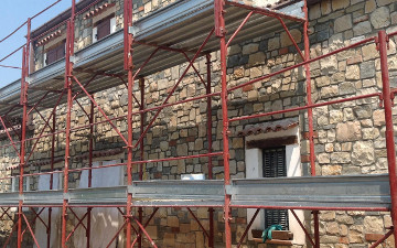 Rivestimento Abitazione in Pietra di Credaro e Pietre Naturali