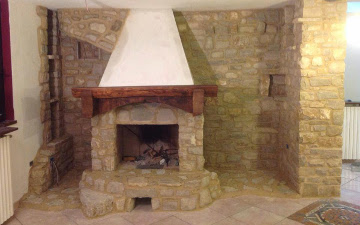 Rivestimento interno taverna in Pietre naturali